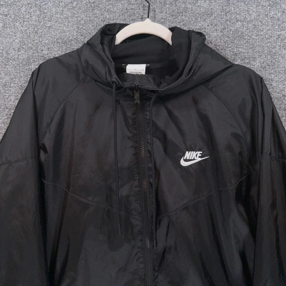 Nike windrunner jacket